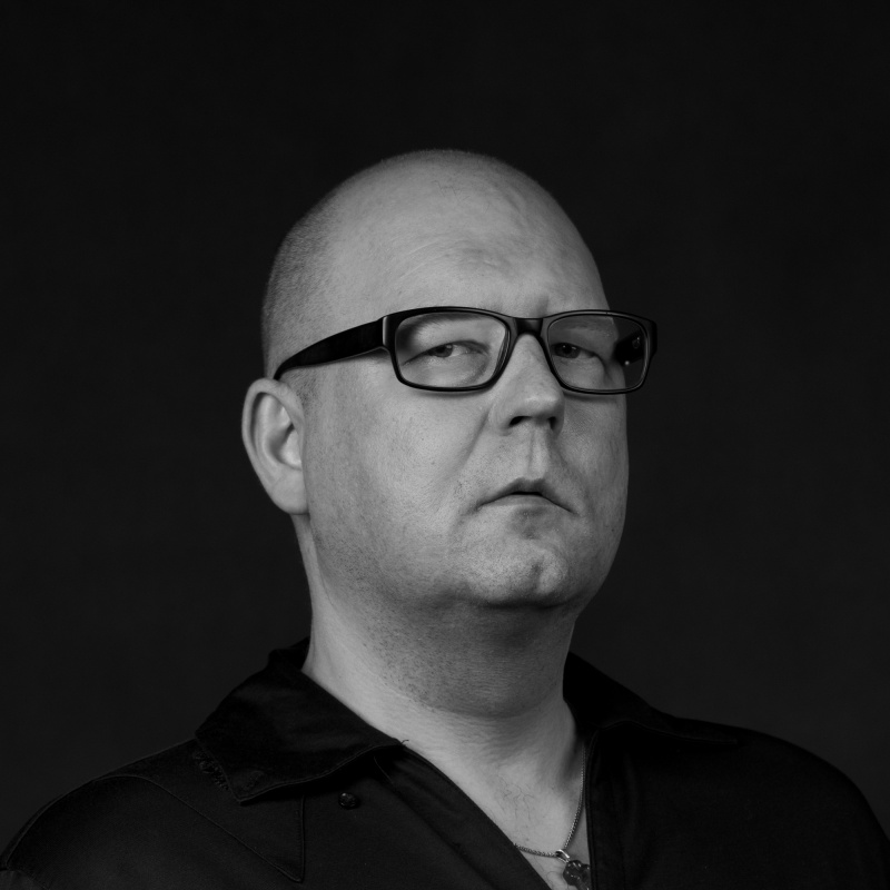 Dariusz Waraksa Dariusz Waraksa